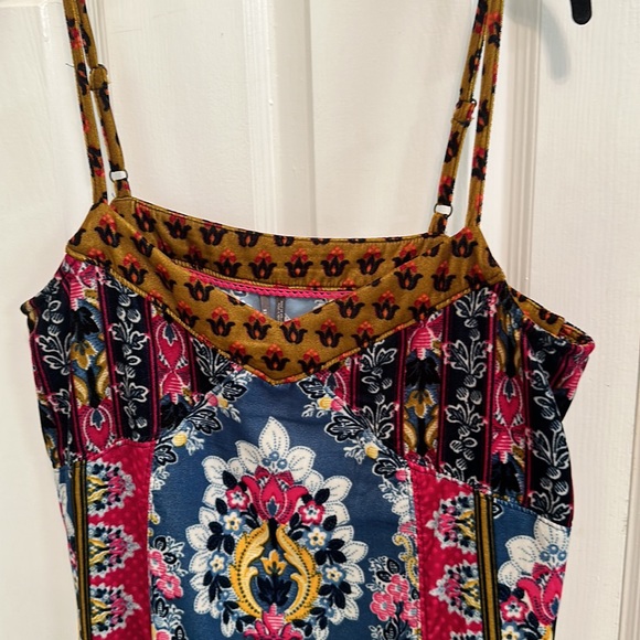 😍😍😍Velvet dress with adjustable straps from Anthropologie Size Medium - Picture 3 of 5